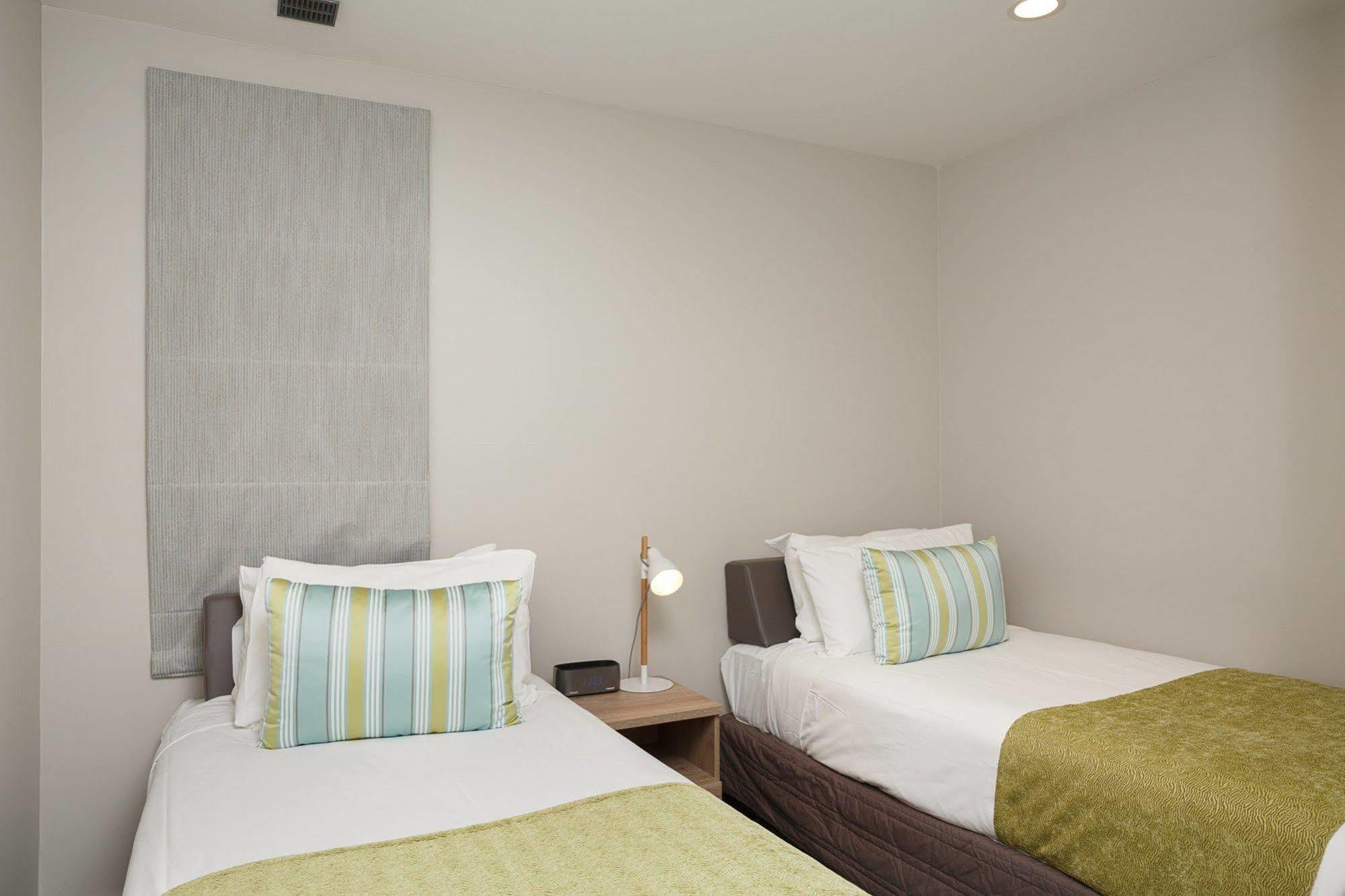 Quest Atrium Serviced Apartments Wellington Exterior photo